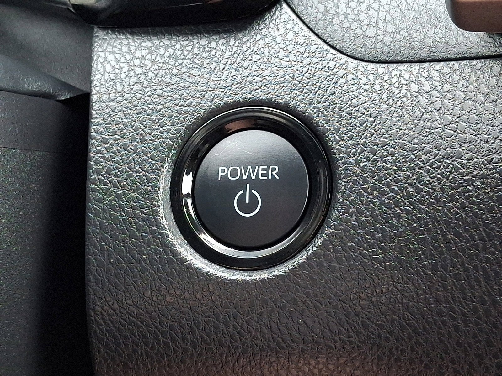 Certified 2025 Toyota Camry SE AWD/4WD image 22