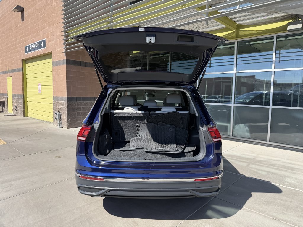 Used 2022 Volkswagen Tiguan SE FWD image 37