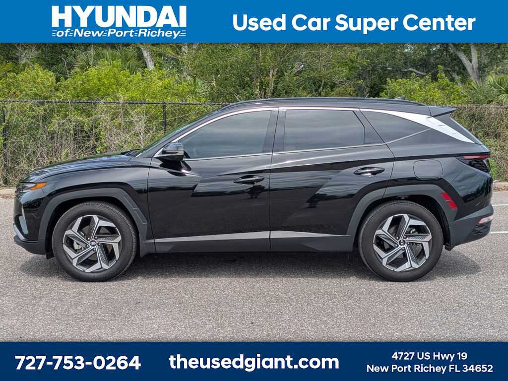 Certified 2024 Hyundai Tucson Limited FWD image 2