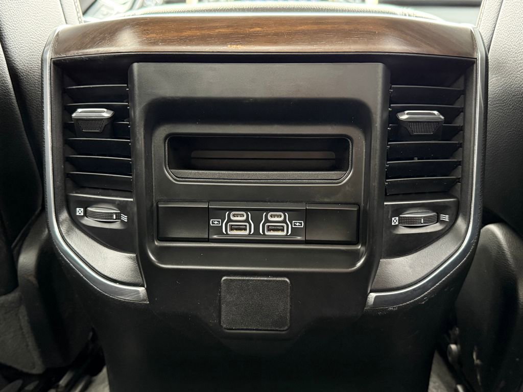 Used 2022 RAM 1500 Laramie image 32