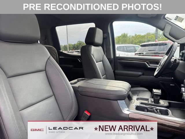 Used 2025 GMC Sierra 1500 Elevation w/ Elevation Premium Package AWD/4WD image 10