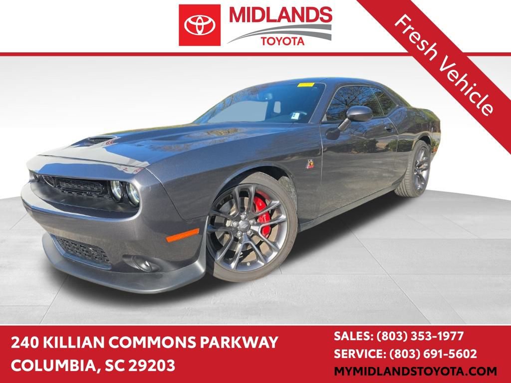 Used 2022 Dodge Challenger R/T Scat Pack image 1