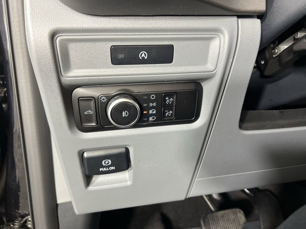 Used 2025 Ford F150 XLT w/ Equipment Group 301A Standard image 18