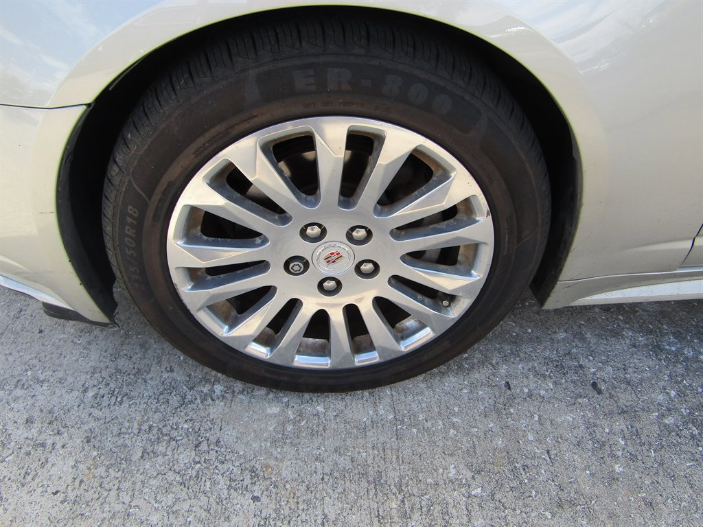 Used 2013 Cadillac CTS Premium image 11