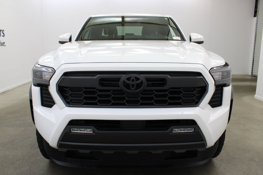 Used 2025 Toyota Tacoma TRD Off-Road AWD/4WD image 7