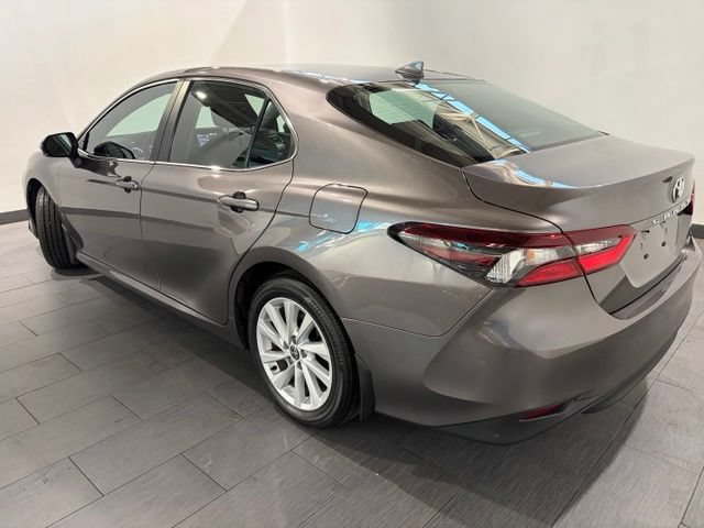 Used 2023 Toyota Camry LE w/ Convenience Package FWD image 3