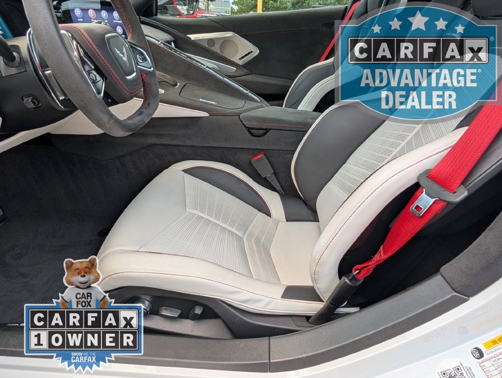 Used 2023 Chevrolet Corvette Stingray Premium Conv w/ Z51 Performance Package RWD image 16