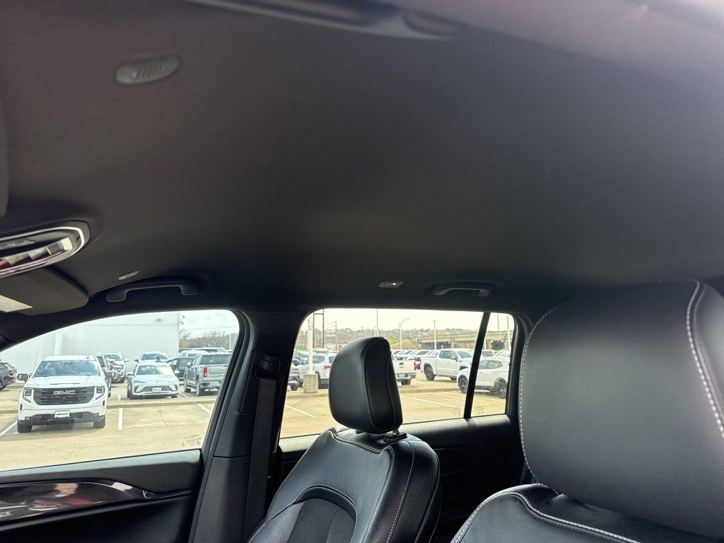 Used 2023 Jeep Grand Cherokee L Laredo image 12