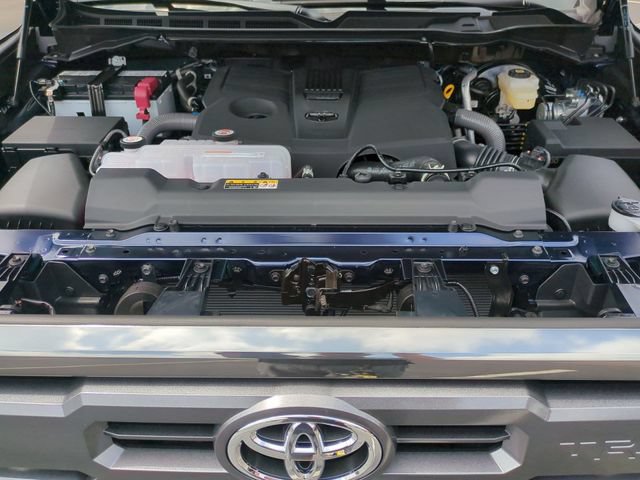 New 2026 Toyota Tundra Platinum AWD/4WD image 31