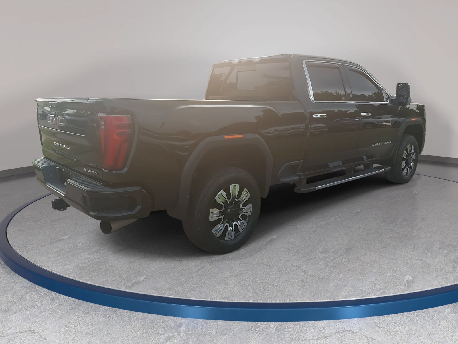 Used 2024 GMC Sierra 2500 Denali w/ Technology Package AWD/4WD image 5
