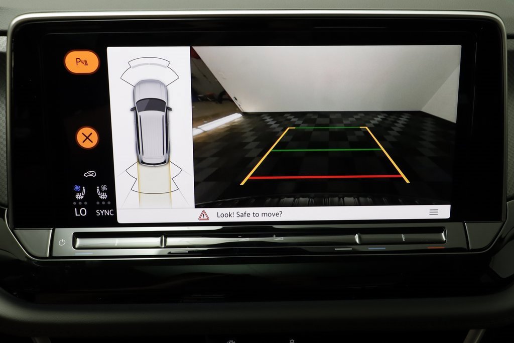 New 2026 Volkswagen Atlas Peak Edition image 10