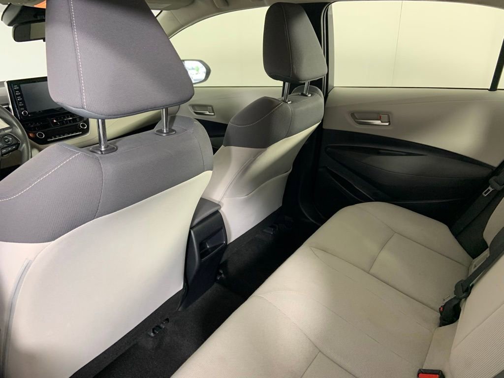 Used 2021 Toyota Corolla LE image 26