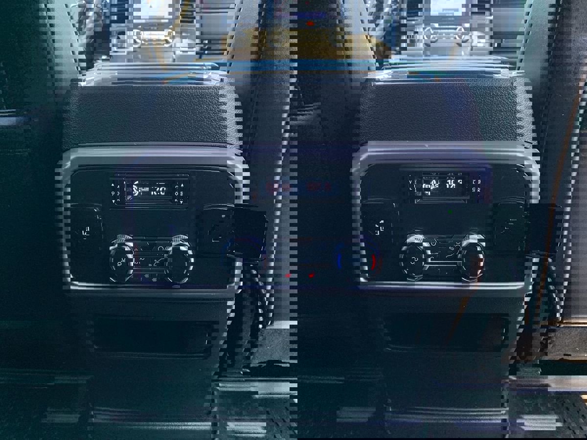 Used 2020 Ford Expedition Platinum AWD/4WD image 37