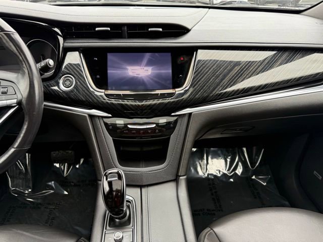 Used 2023 Cadillac XT6 Premium Luxury image 22