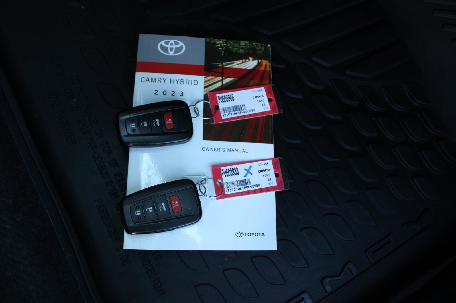 Used 2023 Toyota Camry XLE image 28