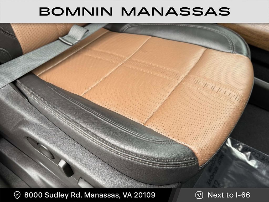 Used 2024 Chevrolet Silverado 3500 High Country w/ High Country Premium Package image 9