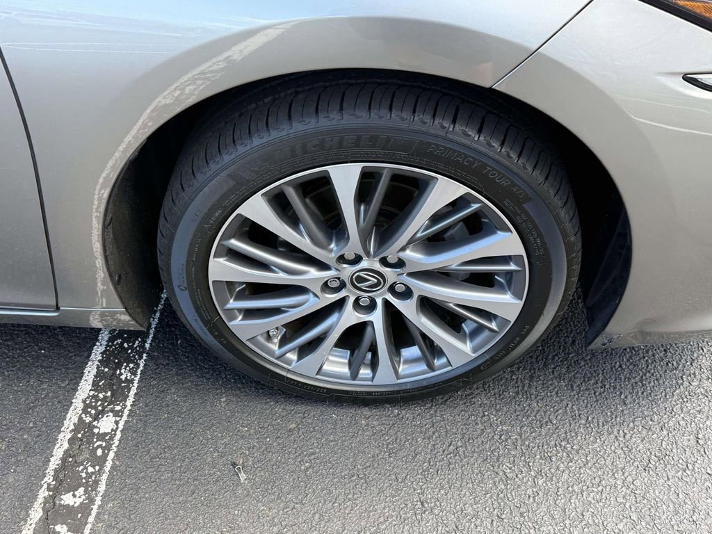 Used 2019 Lexus ES 350 w/ Premium Package FWD image 7