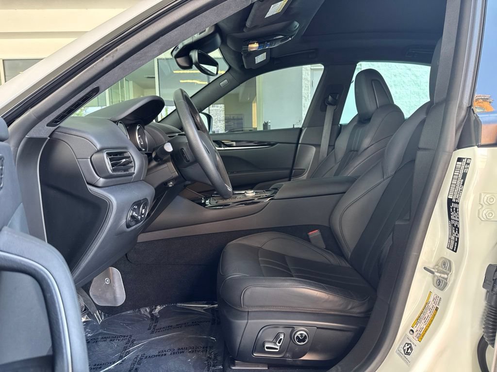 Certified 2023 Maserati Levante GT AWD/4WD image 20