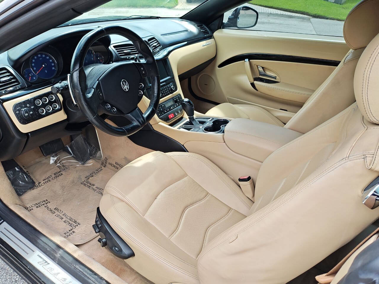 Used 2015 Maserati GranTurismo Convertible RWD image 25