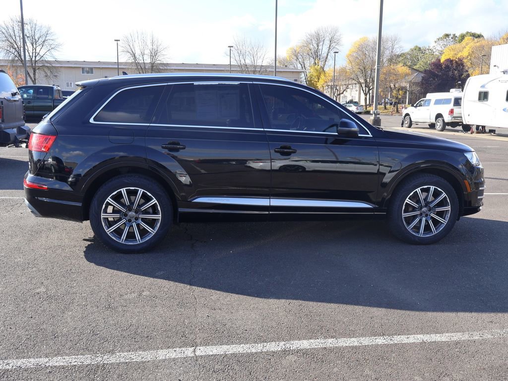 Used 2017 Audi Q7 3.0T Premium Plus image 7