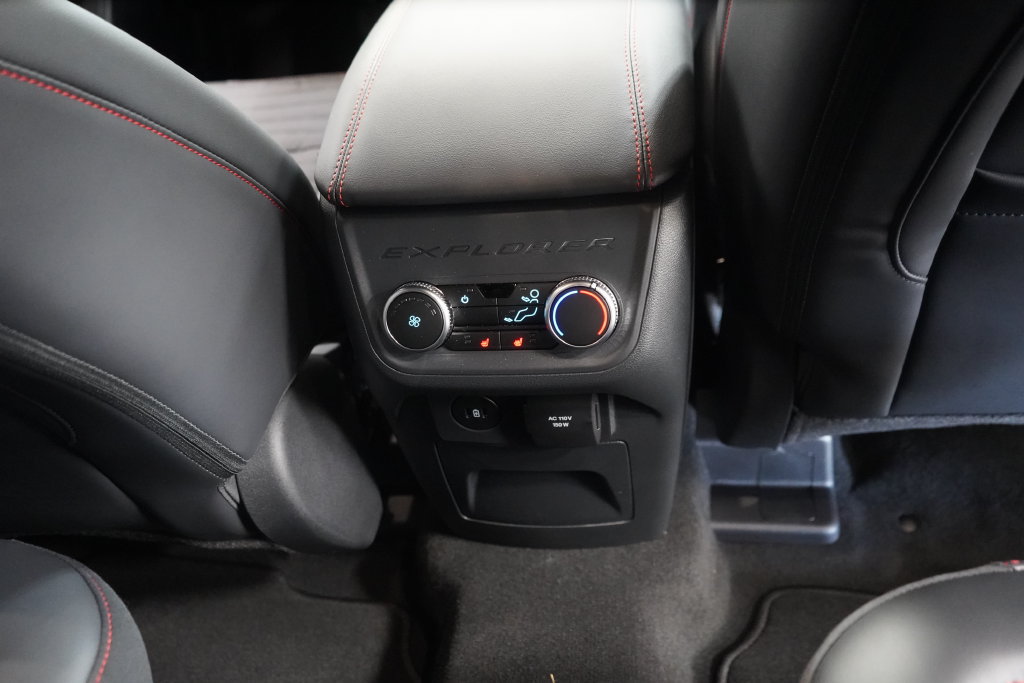 New 2027 Ford Explorer ST-Line w/ Premium Package RWD image 24