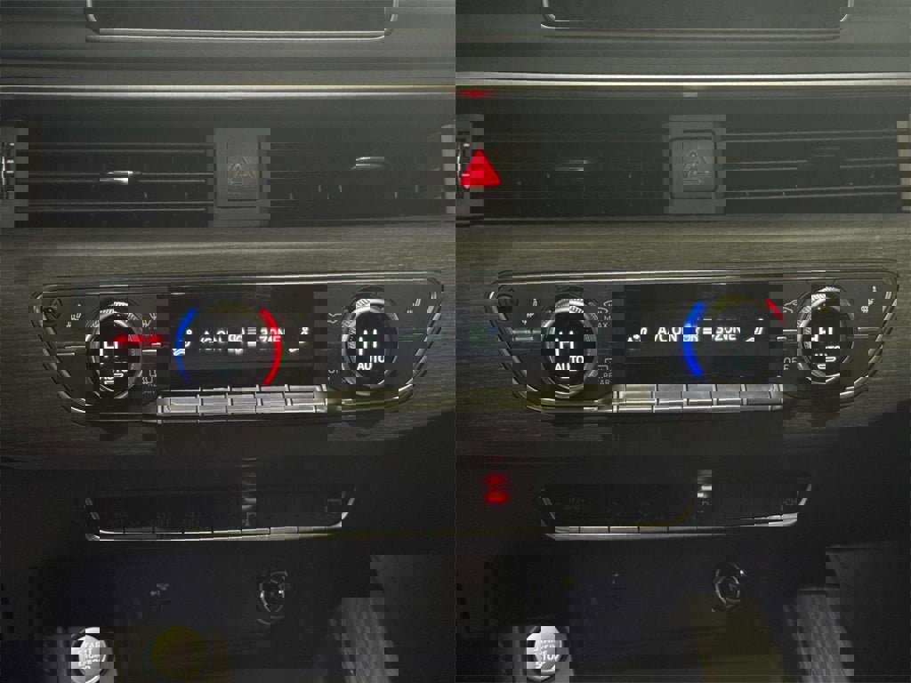 Used 2019 Audi A4 2.0T Premium Plus w/ Premium Plus Package image 25