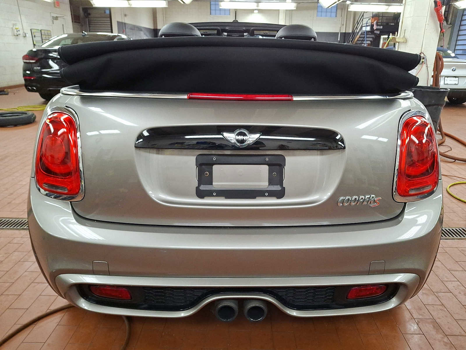 Used 2016 MINI Cooper S image 6