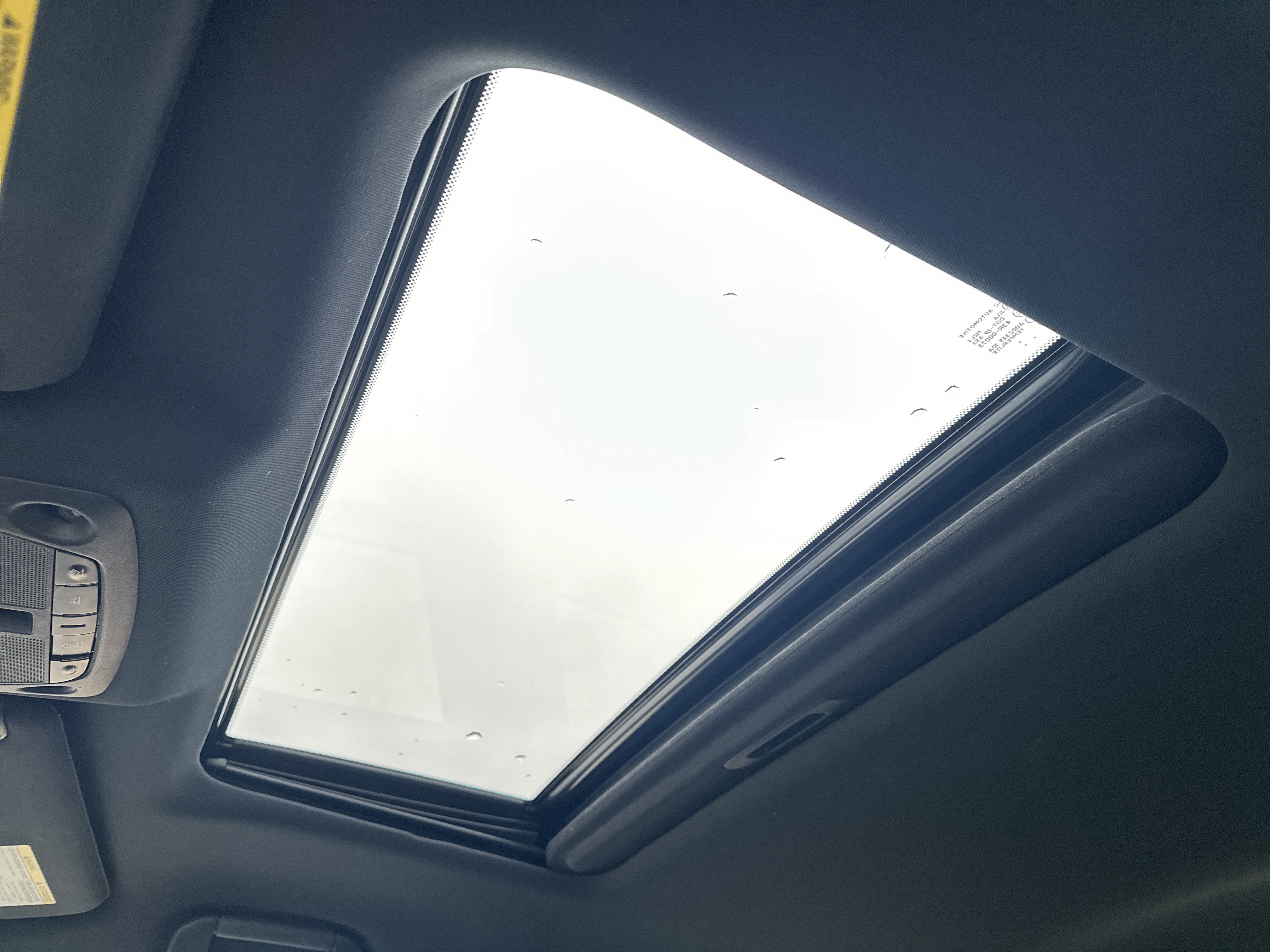 Used 2022 Nissan Armada SL w/ Midnight Edition Package image 33