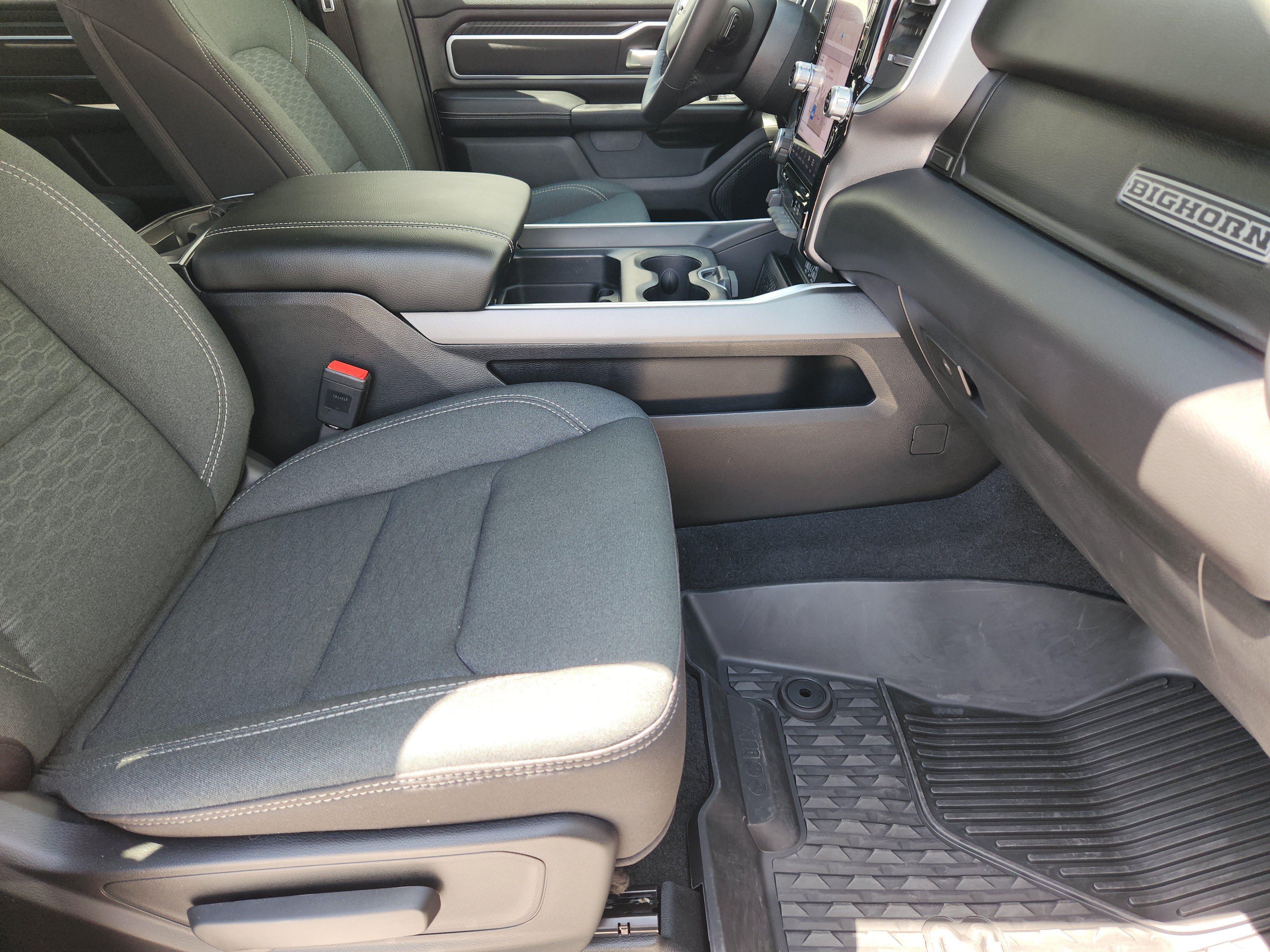 Used 2025 RAM 1500 Big Horn AWD/4WD image 17
