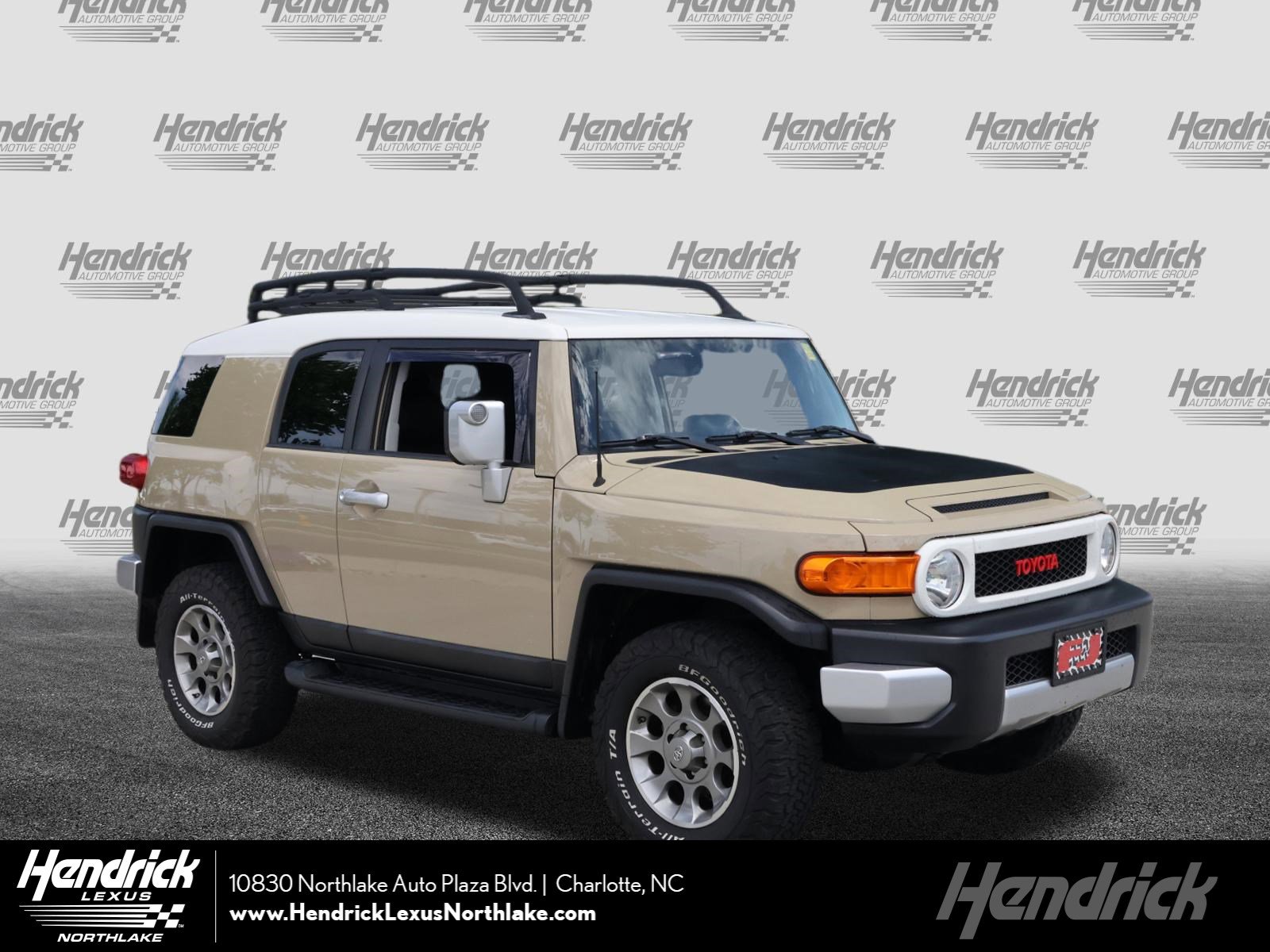 Used 2012 Toyota FJ Cruiser 4WD w/ Upgrade Pkg image 1