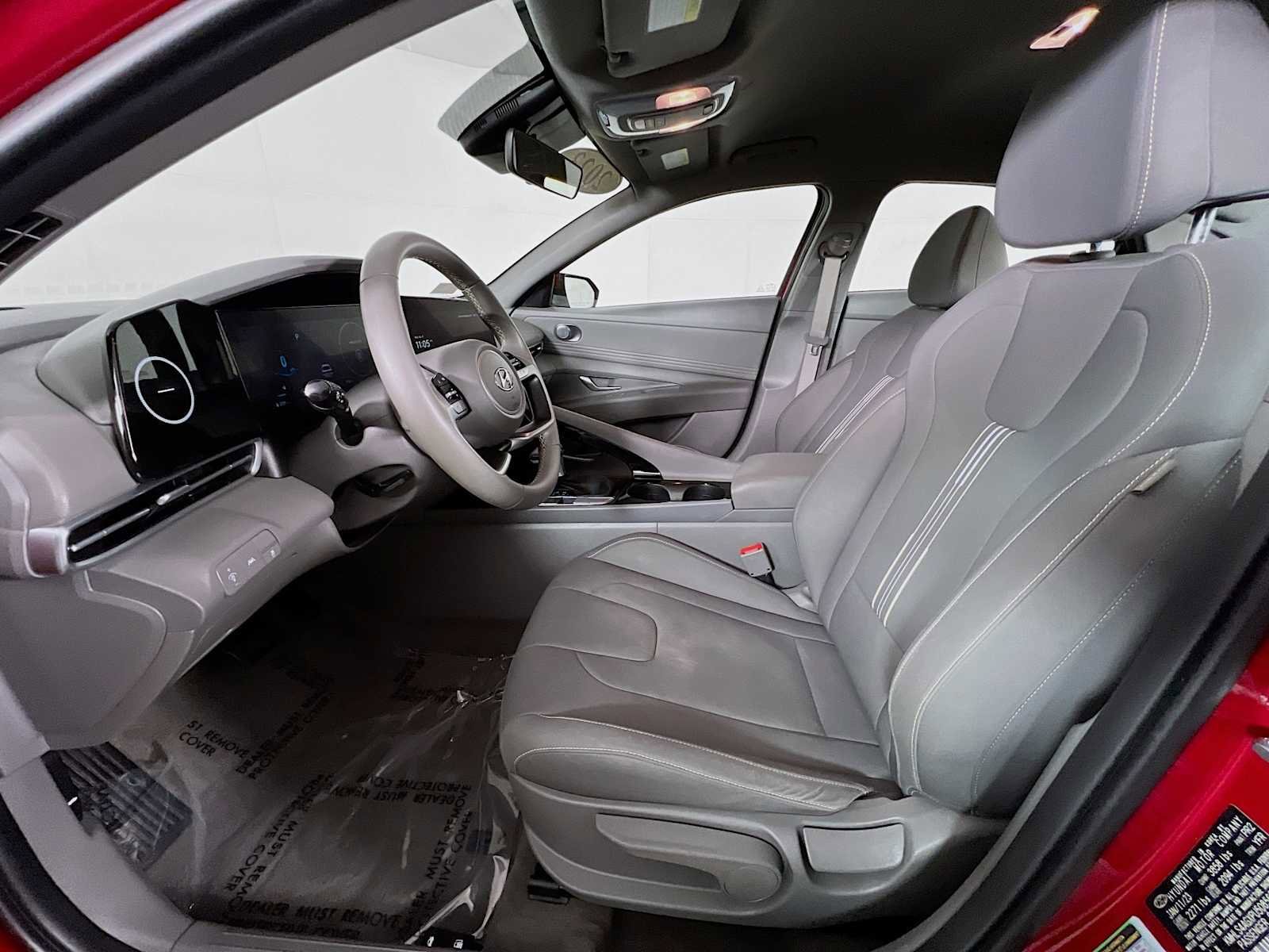 Used 2023 Hyundai Elantra SEL w/ Convenience Package FWD image 22