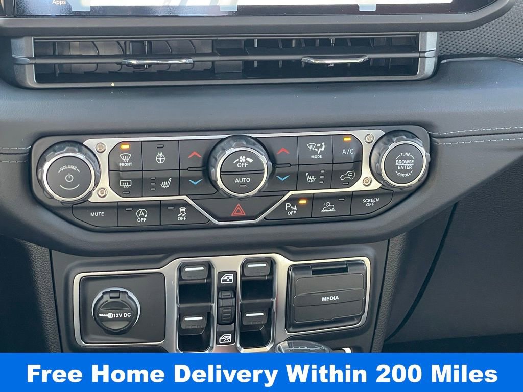 New 2026 Jeep Gladiator Rubicon w/ Safety Group image 13
