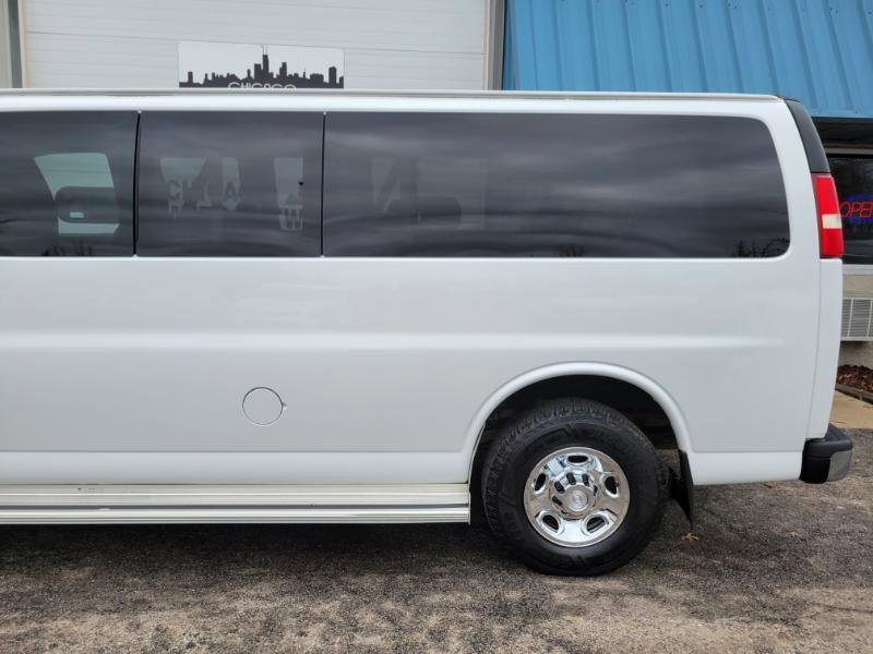 Used 2015 Chevrolet Express 3500 LS RWD image 52