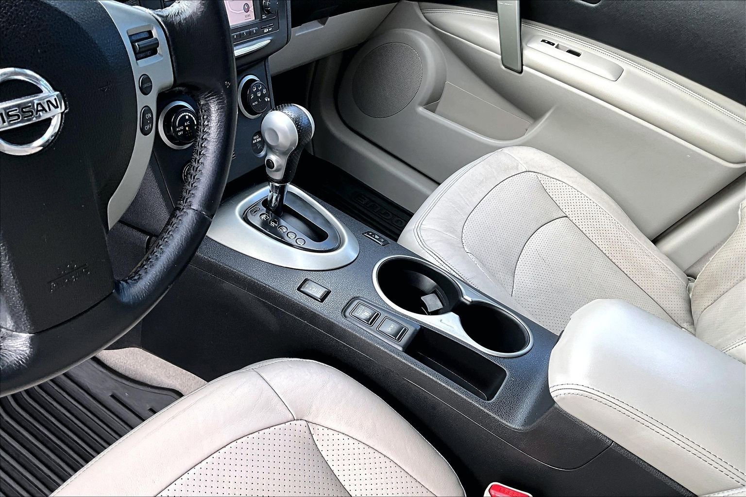 Used 2013 Nissan Rogue SL image 15