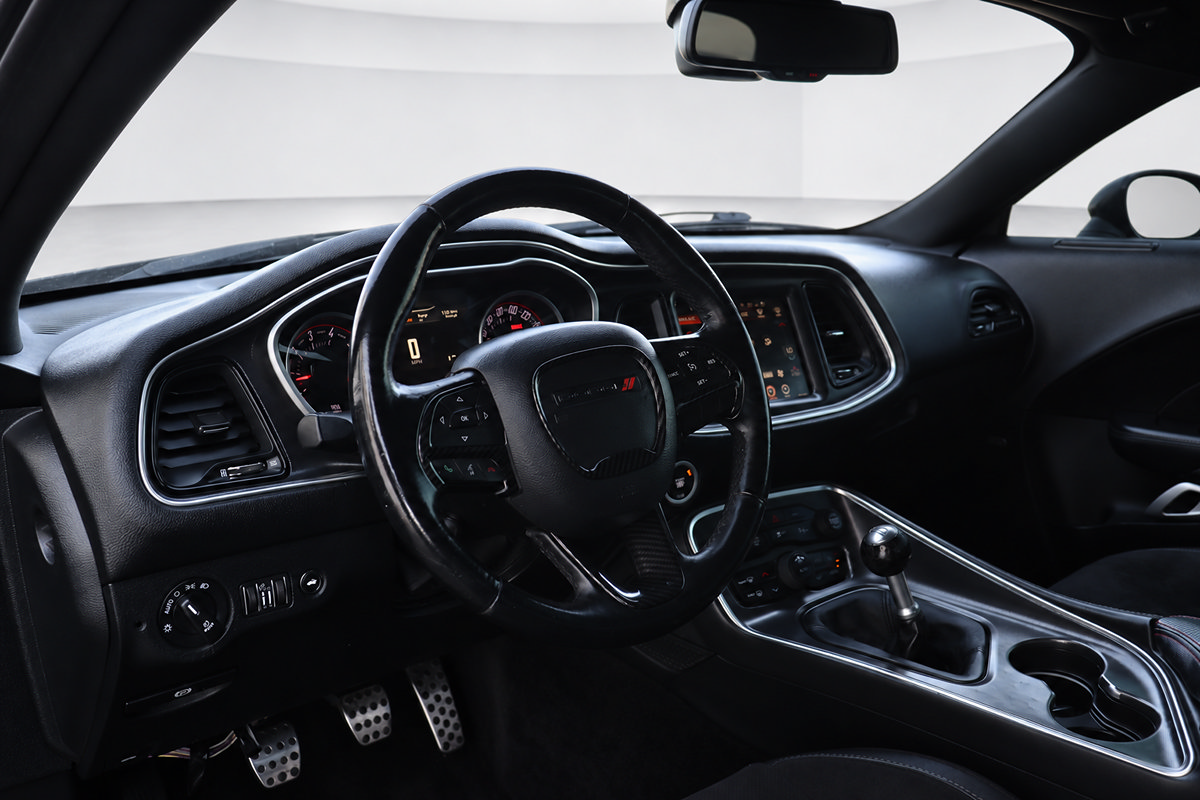 Used 2016 Dodge Challenger R/T Scat Pack w/ Leather Interior Group RWD image 22