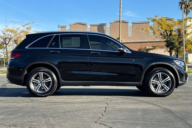 Used 2021 Mercedes-Benz GLC 300 image 3