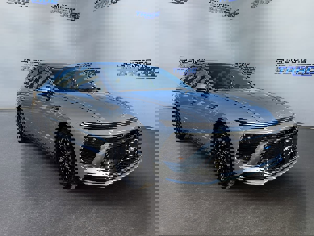 Used 2025 Hyundai Sonata SEL image 3