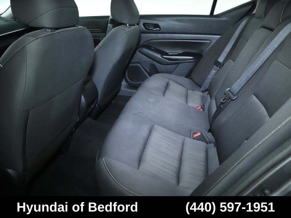 Used 2024 Nissan Altima 2.5 S FWD image 15