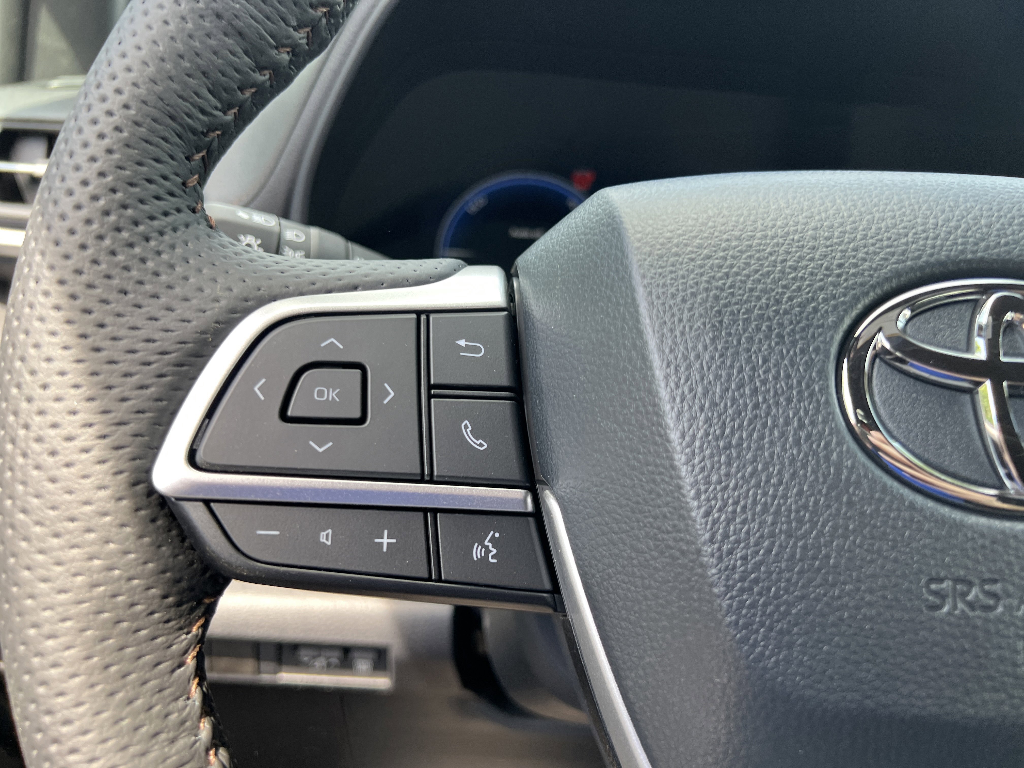 New 2026 Toyota Sienna Platinum image 17