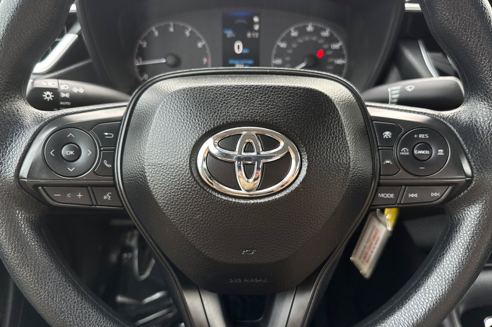 Used 2025 Toyota Corolla LE image 22
