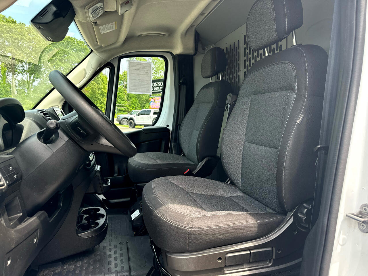Used 2023 RAM ProMaster 2500 w/ Driver Convenience Group image 16
