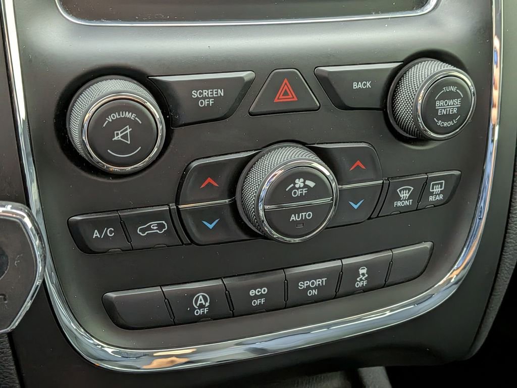 Used 2017 Dodge Durango SXT w/ 3rd Row Seating Group AWD/4WD image 20
