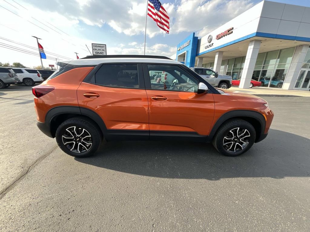 Certified 2023 Chevrolet TrailBlazer ACTIV w/ Sun and Liftgate Package AWD/4WD image 8