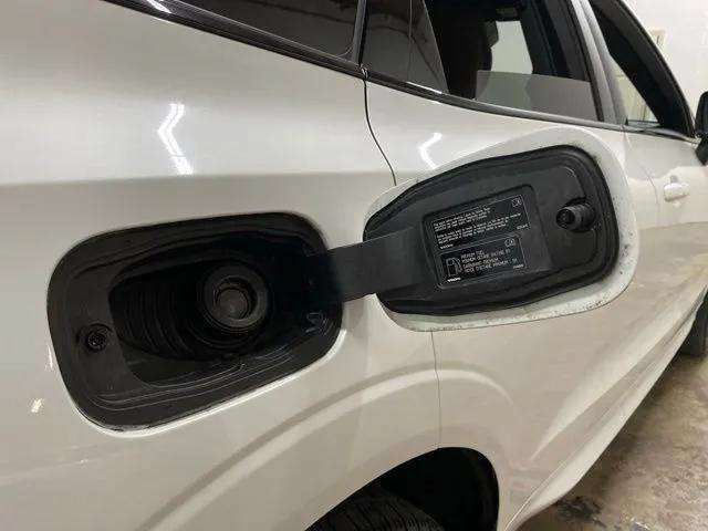 Used 2024 Volvo XC60 B5 Plus w/ Protection Package Premier AWD/4WD image 97