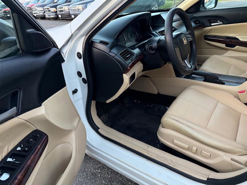 Used 2011 Honda Crosstour EX image 27