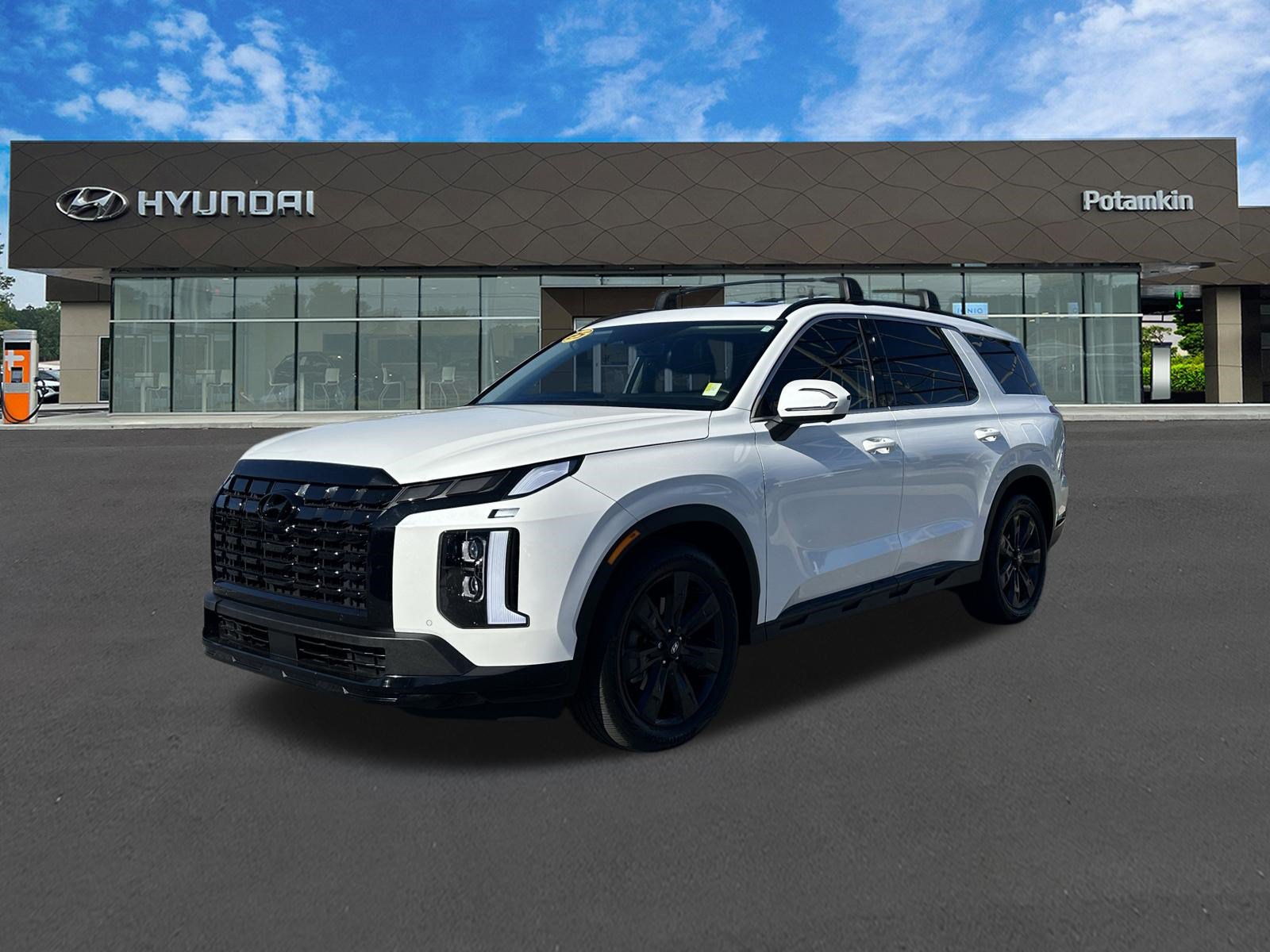 Used 2025 Hyundai Palisade XRT FWD image 1