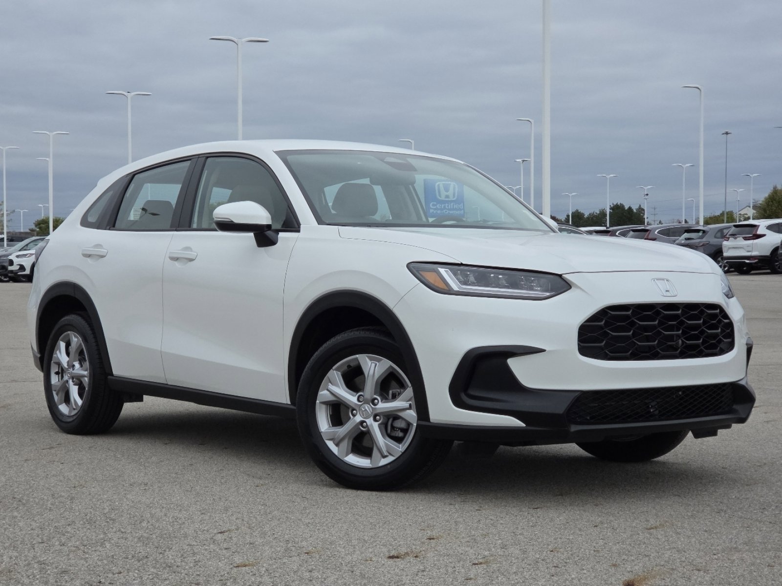 Used 2025 Honda HR-V LX image 2