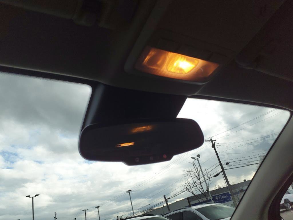 Certified 2022 Buick Encore Preferred w/ Safety Package image 12