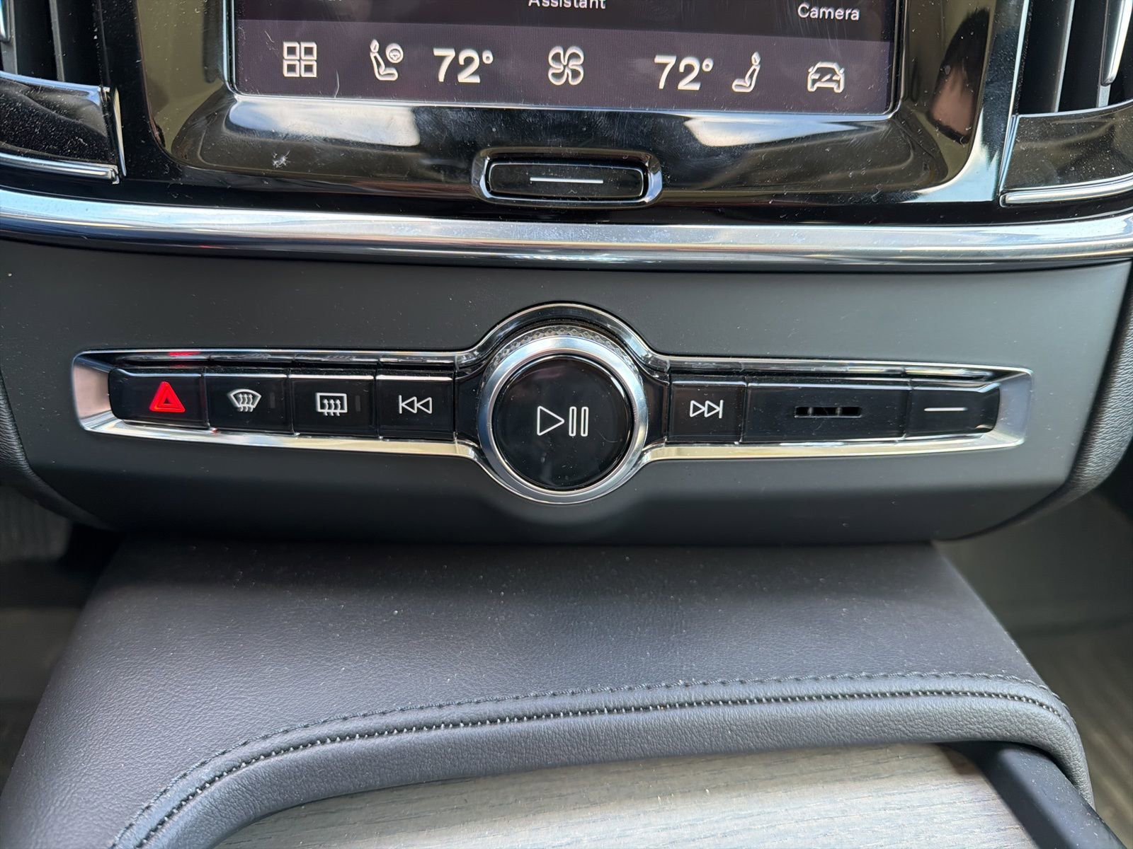 Certified 2025 Volvo S90 B6 Plus w/ Protection Package Premier image 36