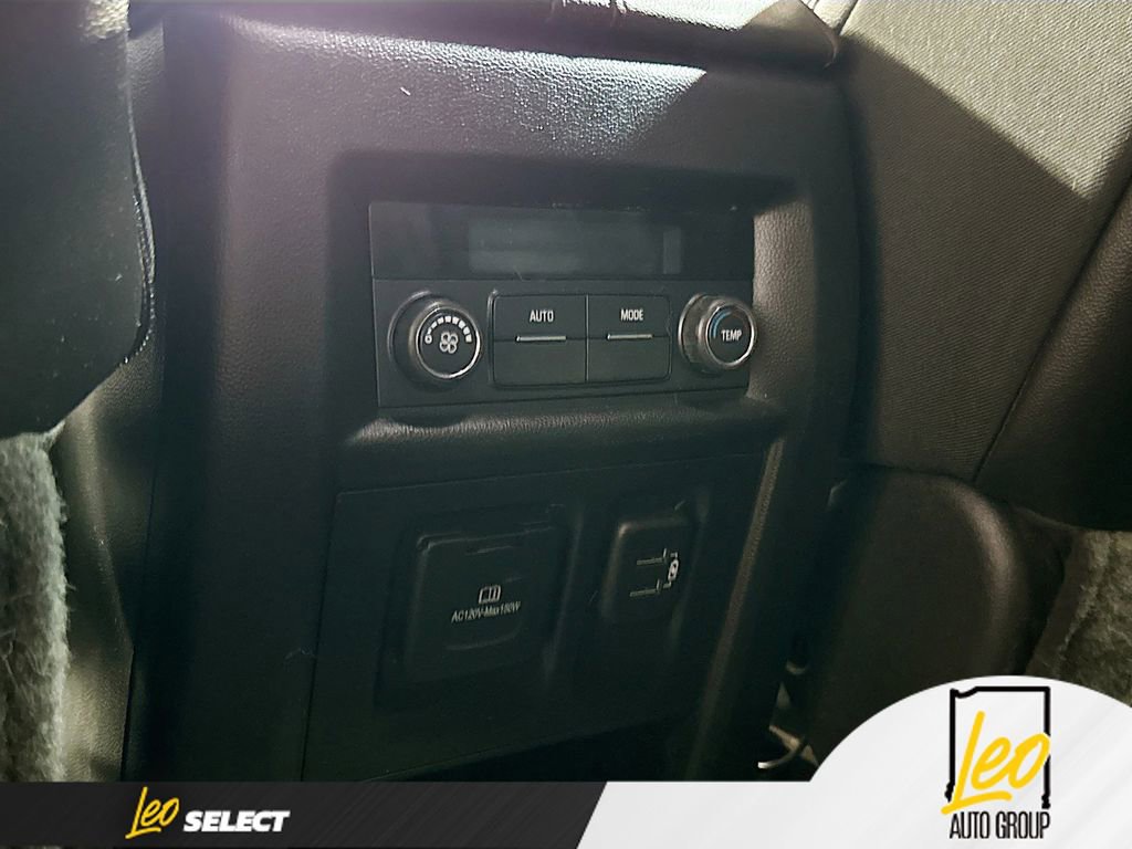 Used 2023 Chevrolet Traverse RS w/ LPO, Floor Liner Package AWD/4WD image 26